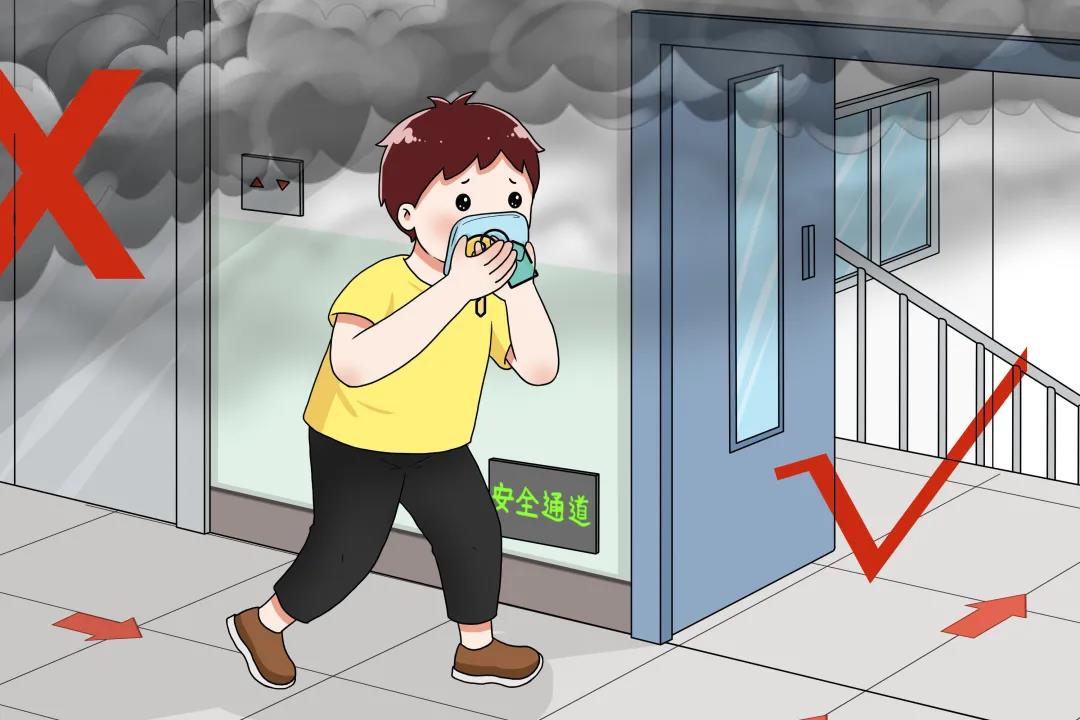 应从消防疏散楼梯撤离